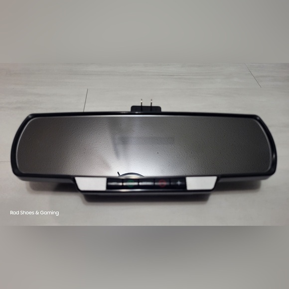 Bluetooth Mirror Speakerphone - Picture 2 of 5